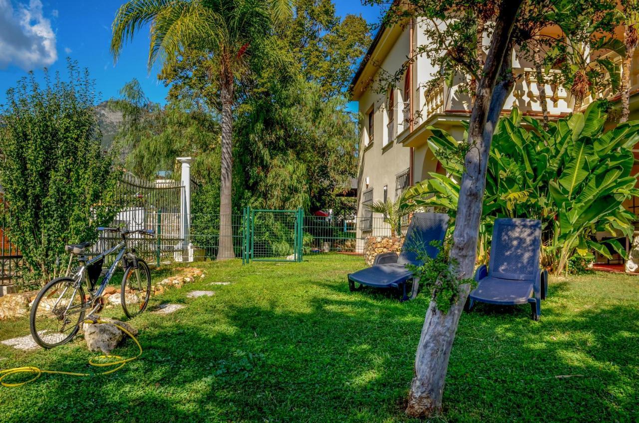 B&B La Torretta Loano Esterno foto