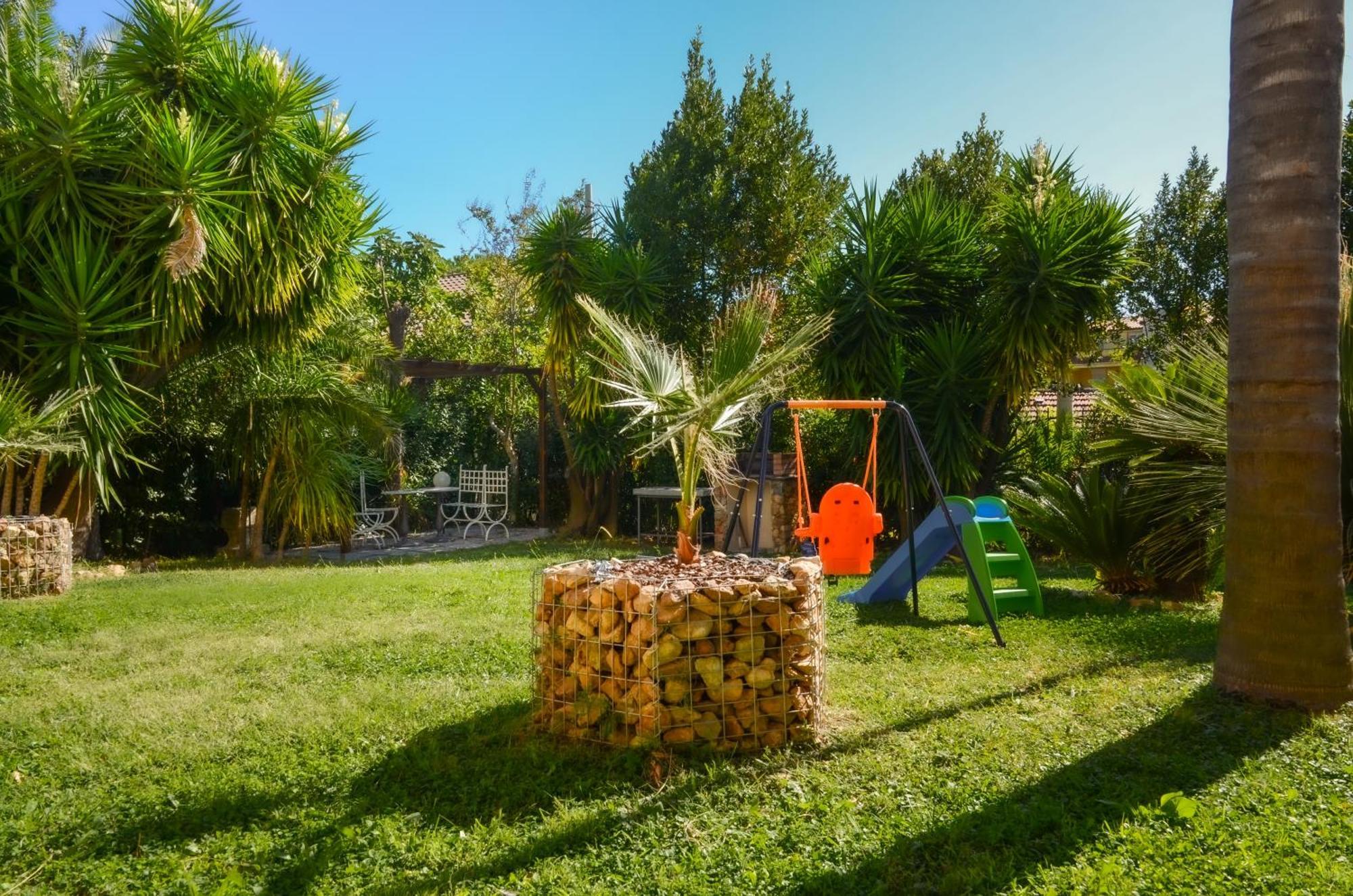 B&B La Torretta Loano Esterno foto