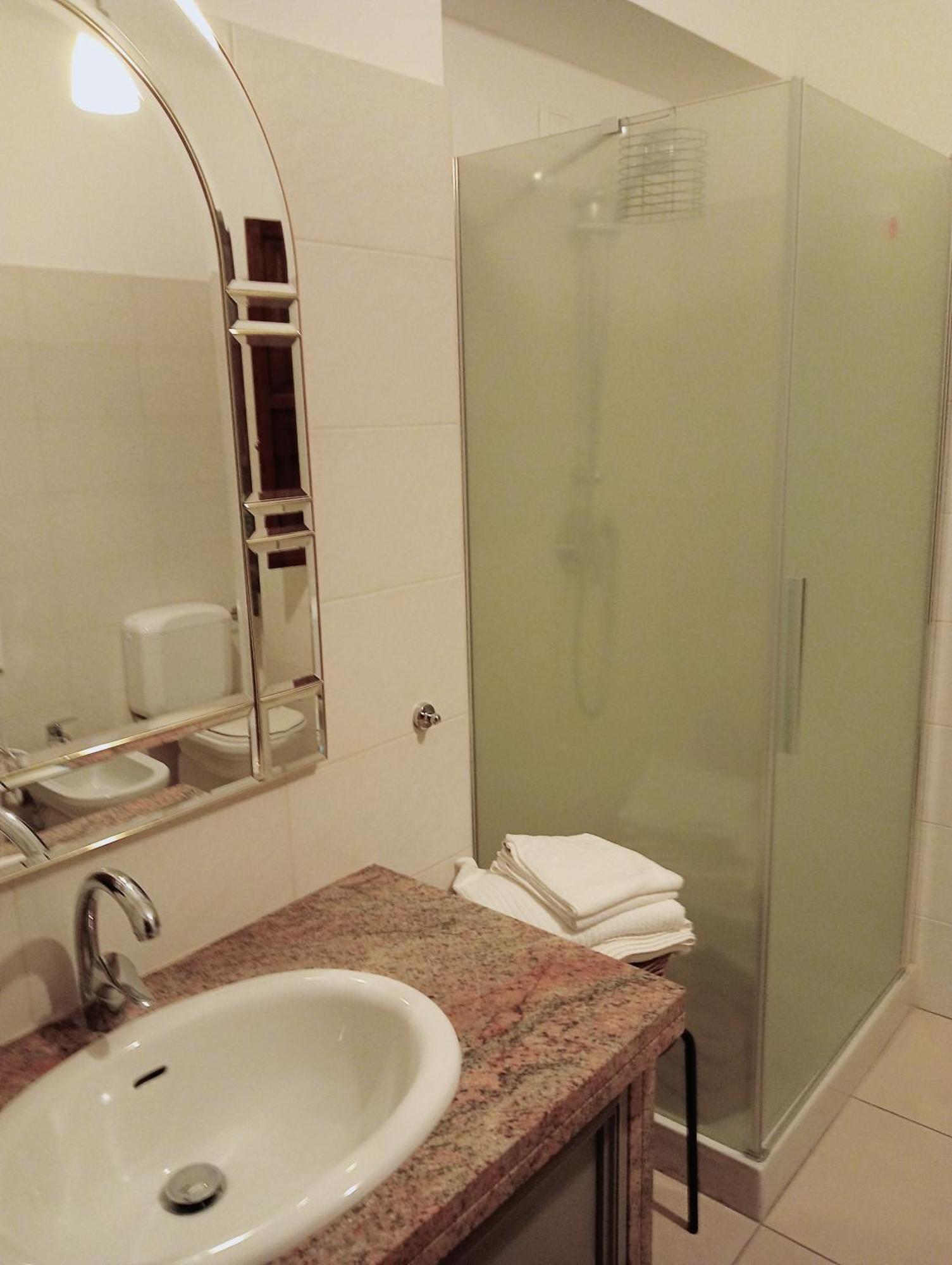 B&B La Torretta Loano Esterno foto