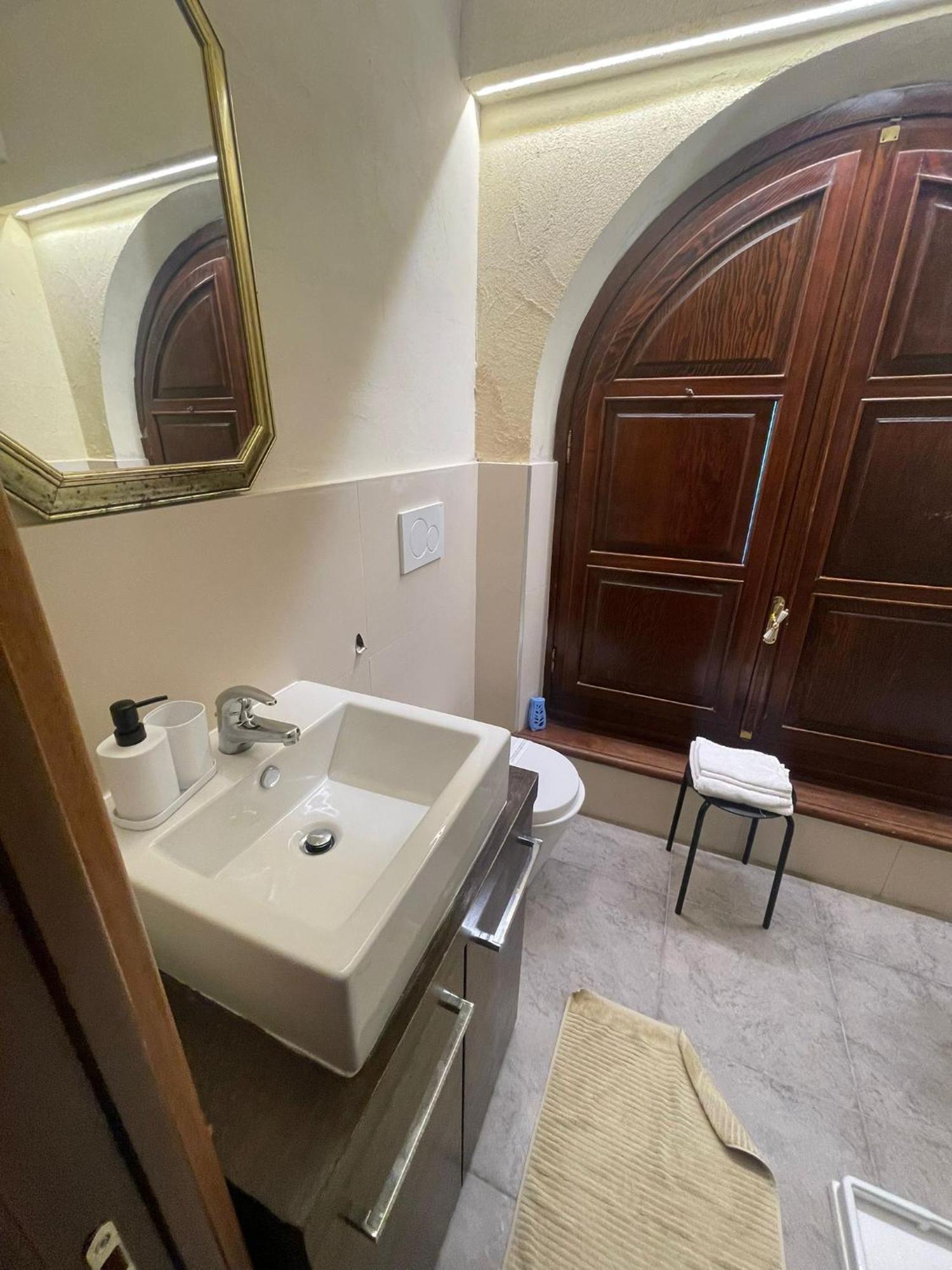 B&B La Torretta Loano Esterno foto